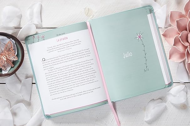 Confía En Dios Con Cada Aliento: 365 Devociones Diarias Para Mujeres - Morning Star Christian Bookstores