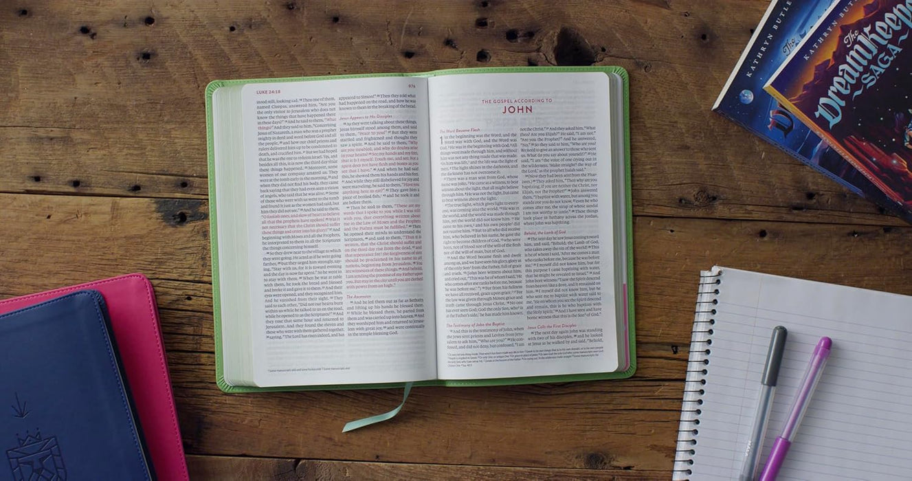 ESV Kid’s Bible, Thinline, Red Letter (TruTone, Light Green, Bird of the Air Design)