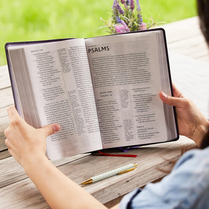 VERSE ART GIANT PRINT PURPLE BIBLE - Morning Star Christian Bookstores