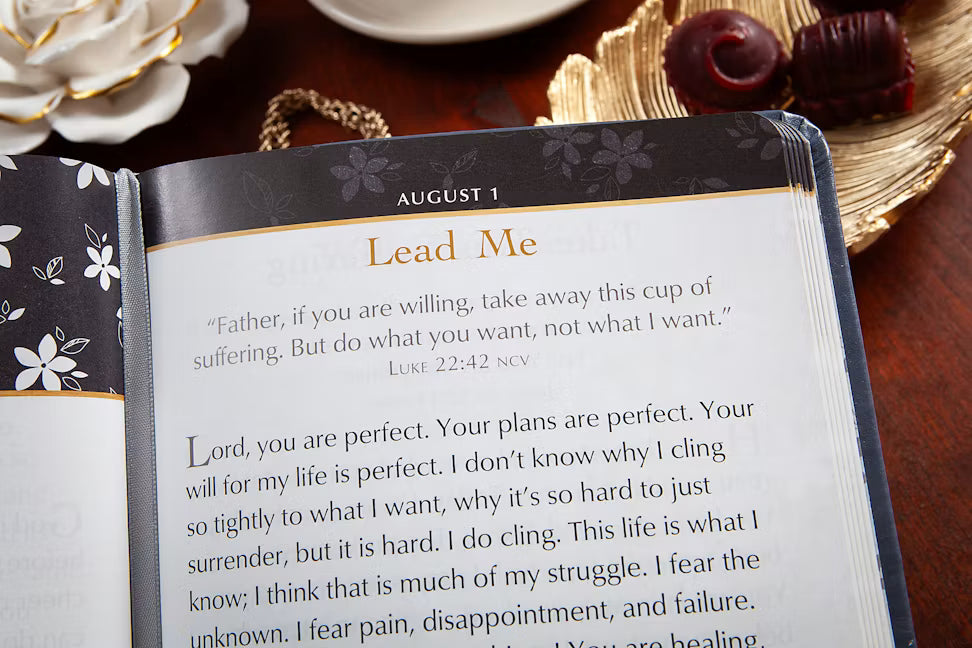 365 Days of Prayer for Women (Large Print)
