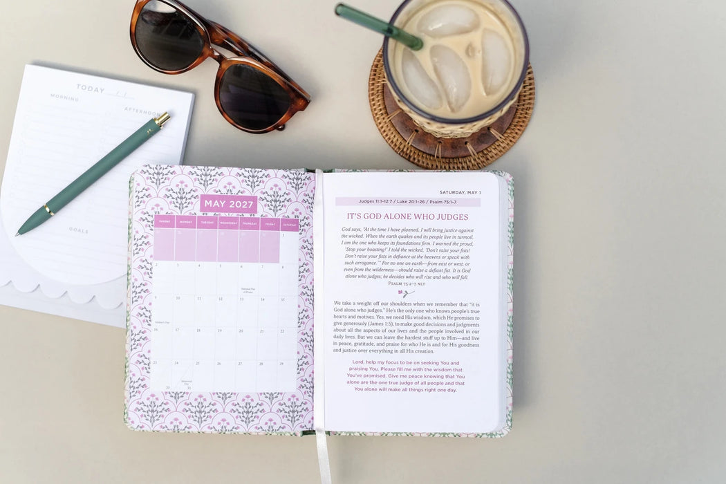 Daily Wisdom for Women 2027 Devotional Collection