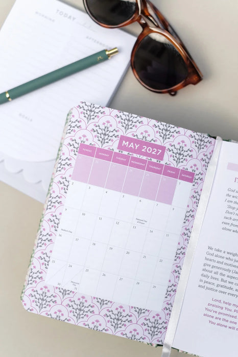 Daily Wisdom for Women 2027 Devotional Collection