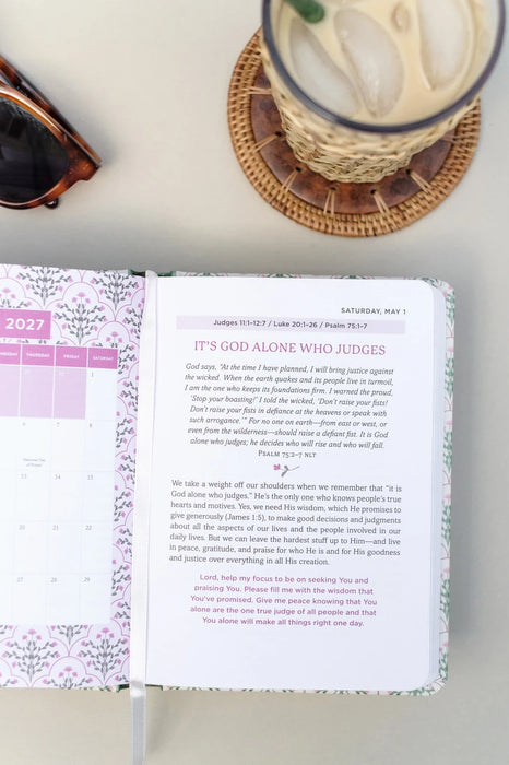 Daily Wisdom for Women 2027 Devotional Collection