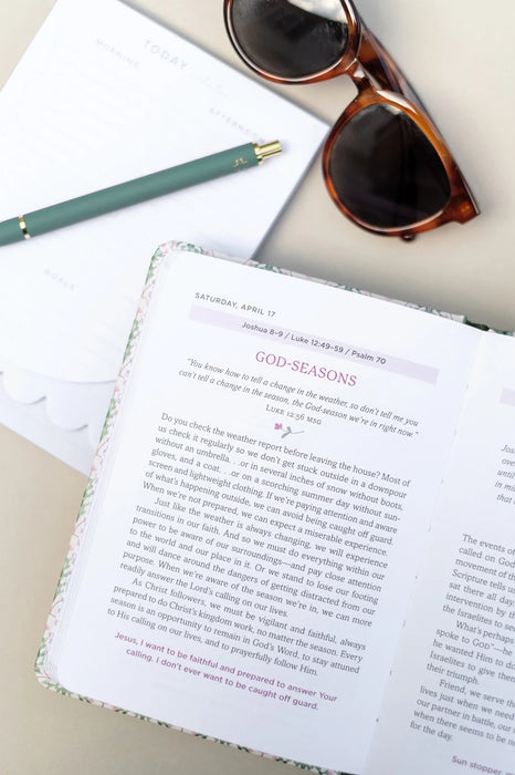 Daily Wisdom for Women 2027 Devotional Collection